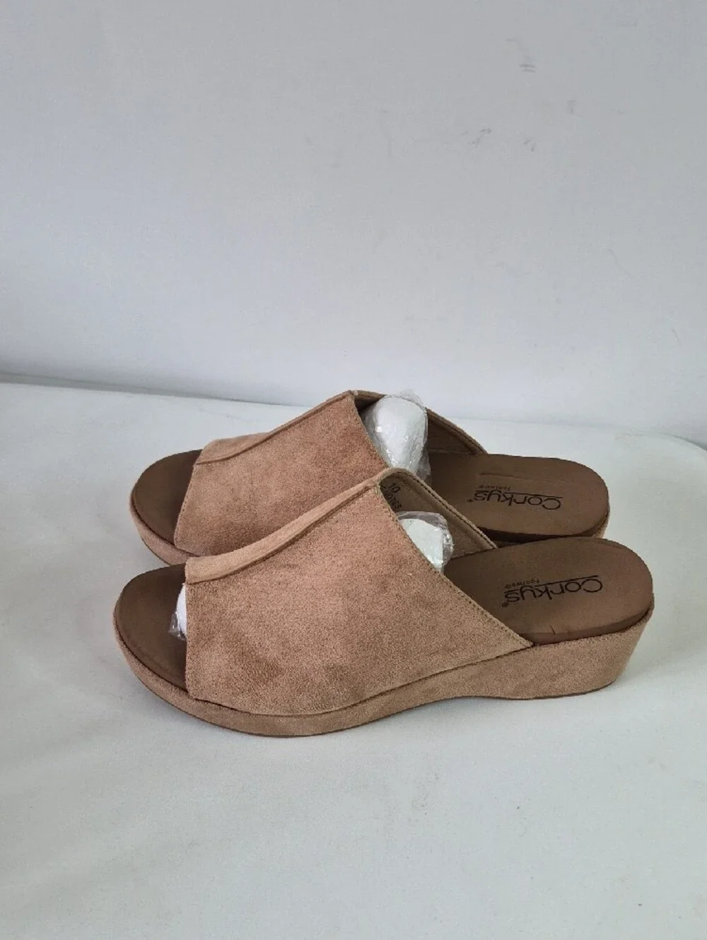 Corkys slip suede